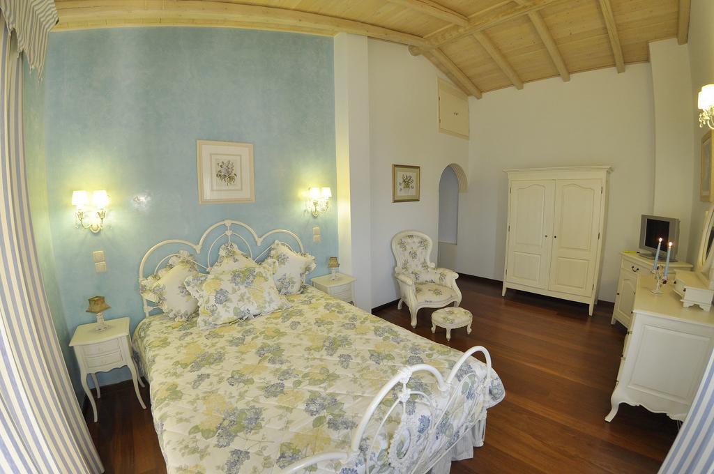 Villa Romantica Perama  Oda fotoğraf
