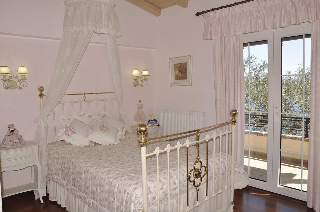 Villa Romantica Perama  Oda fotoğraf