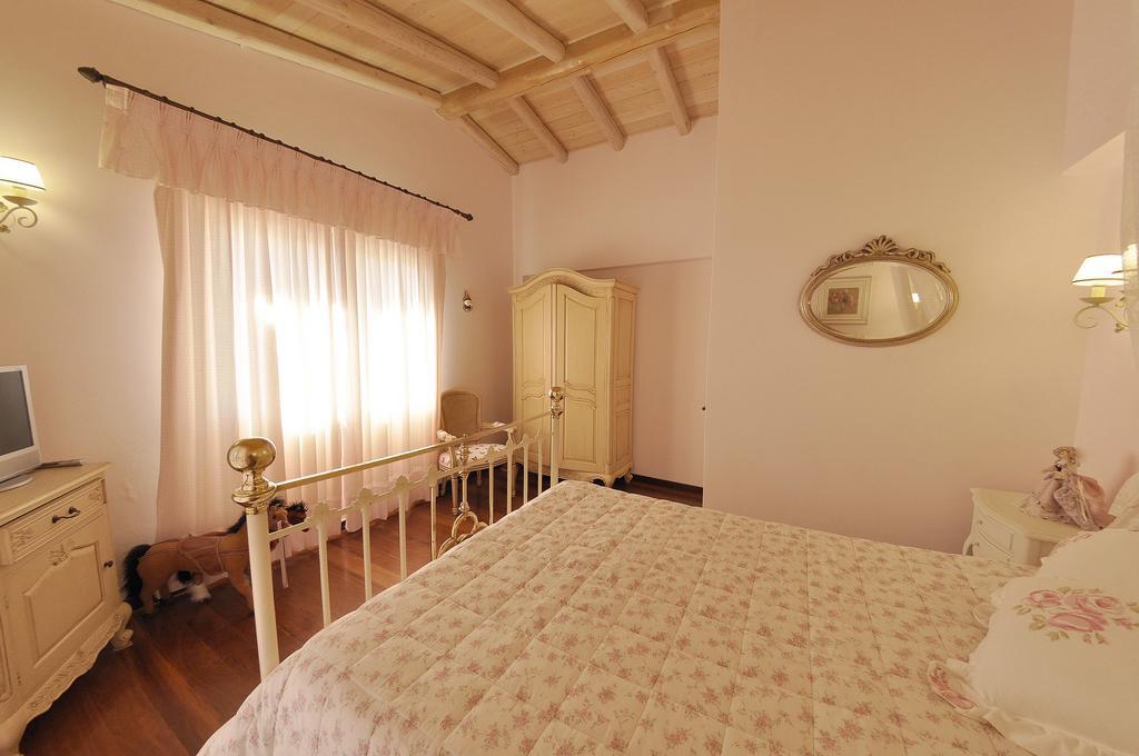 Villa Romantica Perama  Oda fotoğraf