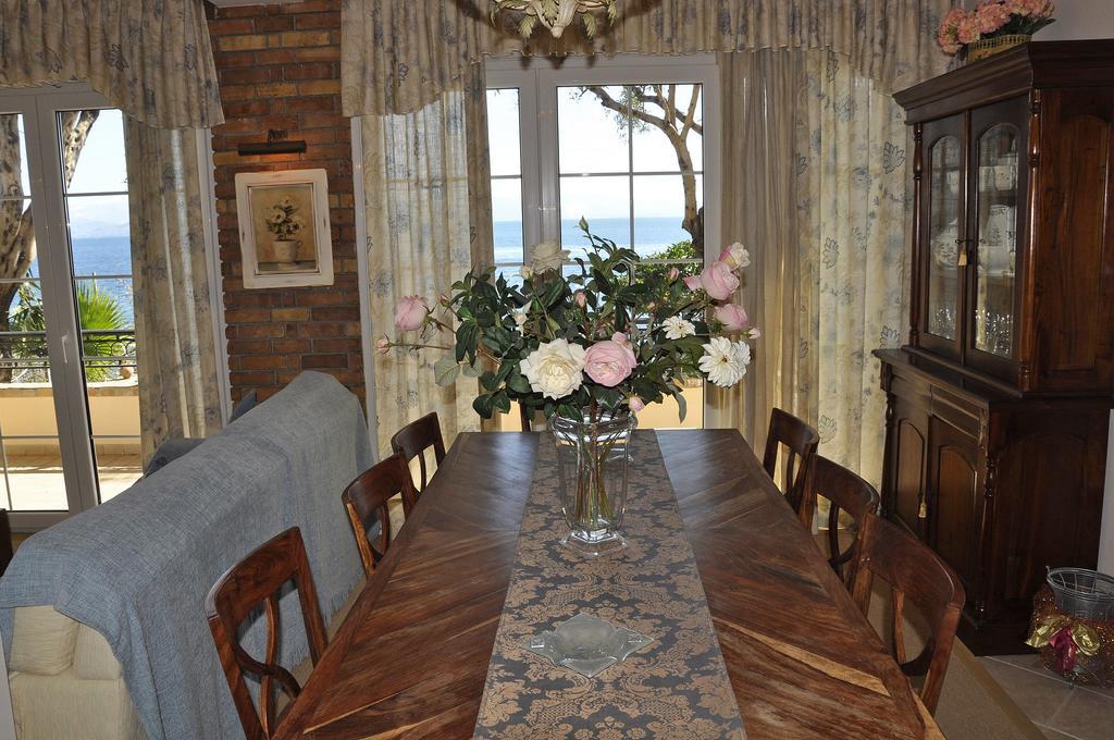 Villa Romantica Perama  Oda fotoğraf