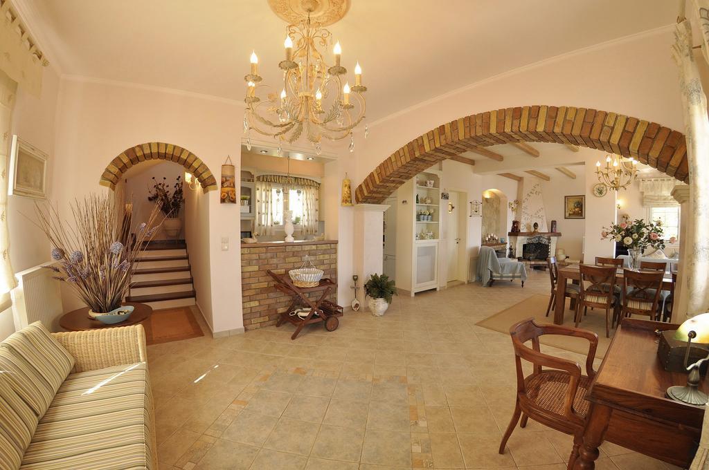 Villa Romantica Perama  Oda fotoğraf