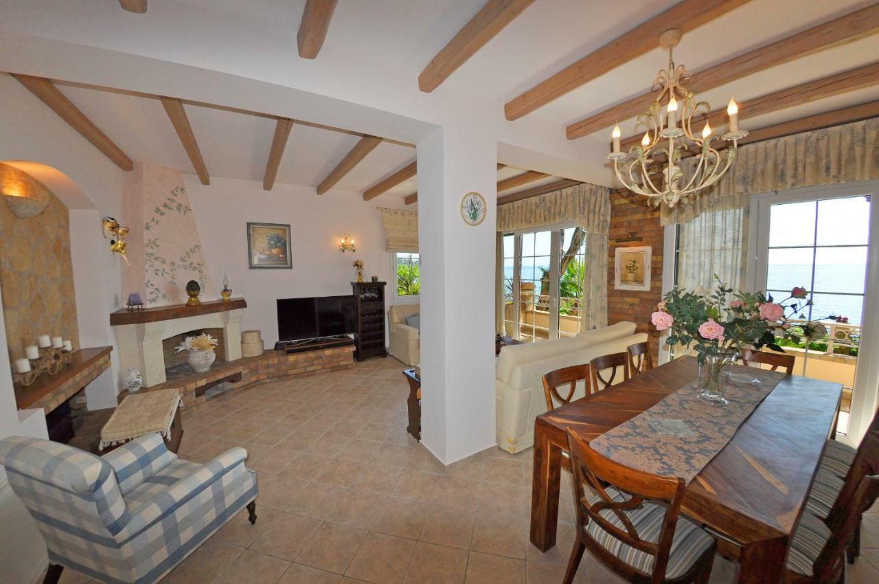 Villa Romantica Perama  Dış mekan fotoğraf